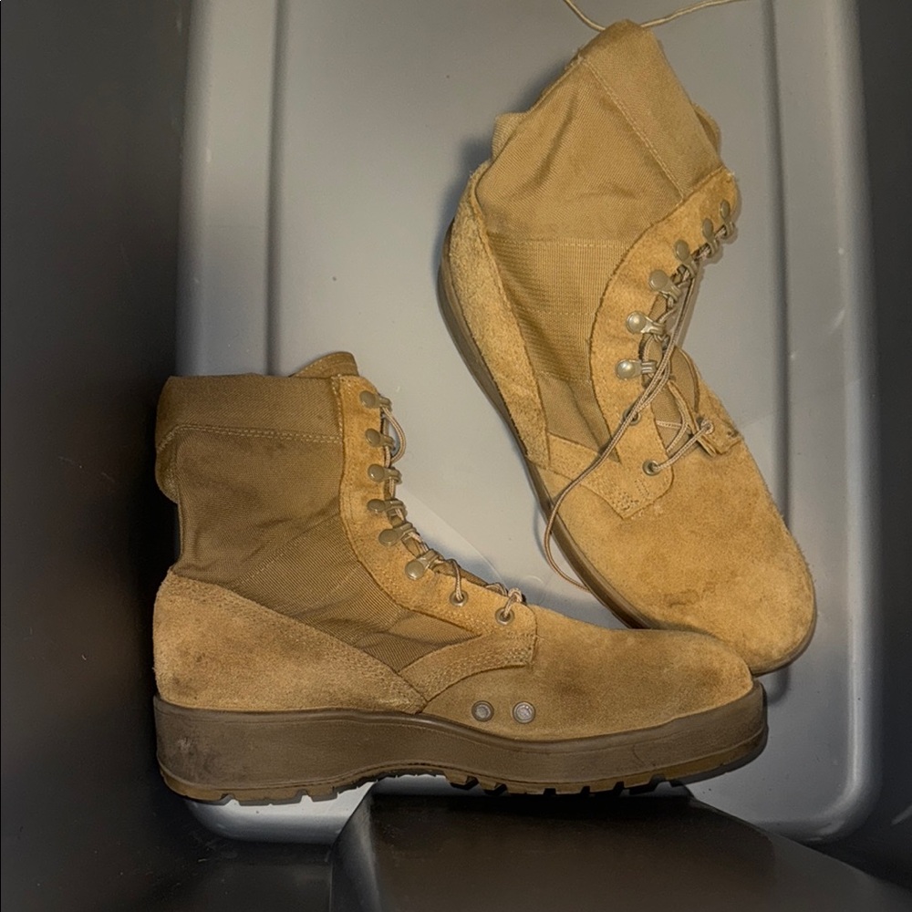 Men's Tan Tactical Boots